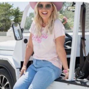 Pink Graphic Women's Short Sleeve Tee